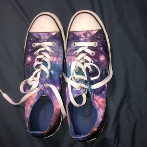 Galaxy Converse Great Condition